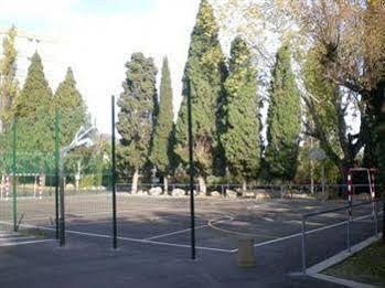 Residencia Salesiana Marti-codolar Guest house