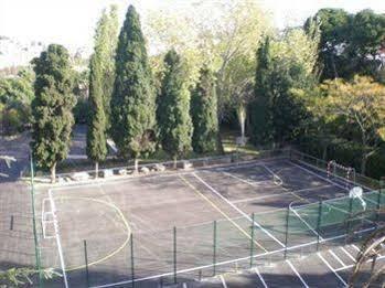 Guest house Residencia Salesiana Marti-codolar Barcelona