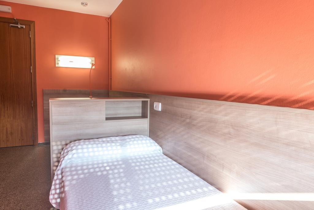 Guest house Residencia Salesiana Marti-codolar